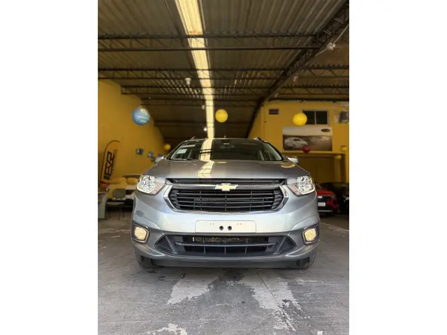 Carro Chevrolet Spin 2024 Premier 1.8 (Aut.)