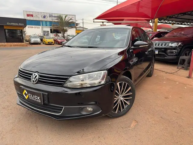 Carro Volkswagen Jetta 2014 2.0 TSI Highline DSG