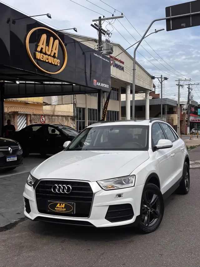 Carro Audi Q3 2017 1.4 TFSI Ambition S Tronic