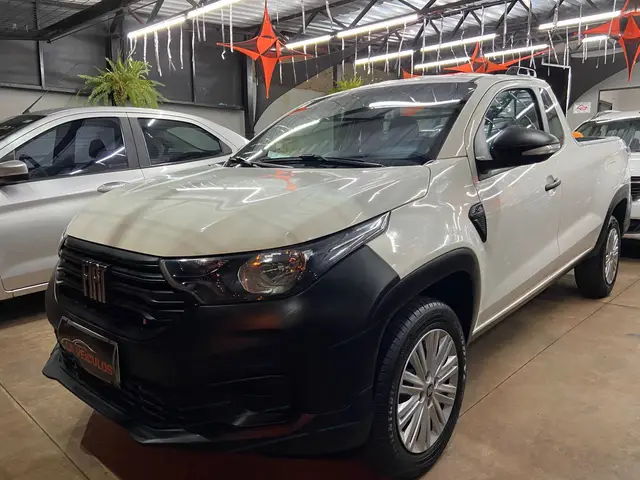 Carro Fiat Strada 2025 Endurance 1.3 Flex 8V CS