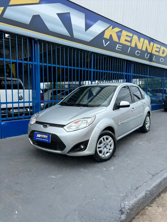 Carro Ford Fiesta Hatch 2013 1.6 (Flex)