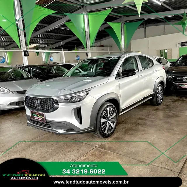 Carro Fiat Fastback 2025 Audace