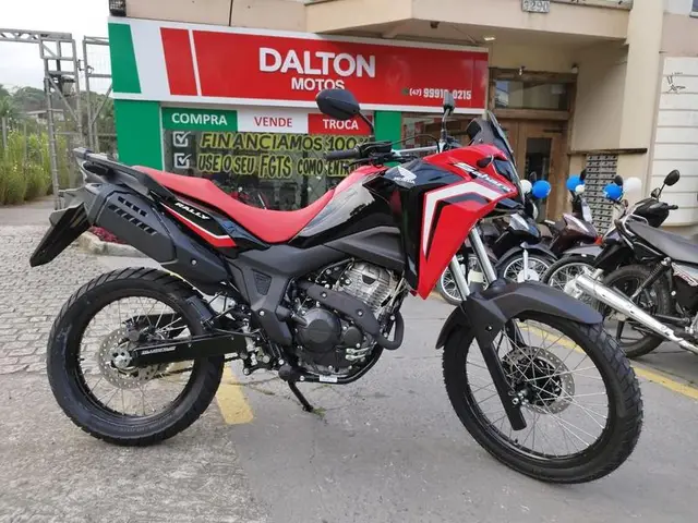 Moto Honda XRE Sahara 300 2025 Rally