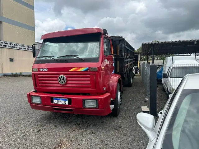 Caminhão Volkswagen 16.200 1999 (3 Eixos)