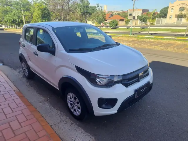 Carro Fiat Mobi 2023 Like 1.0 (Flex)
