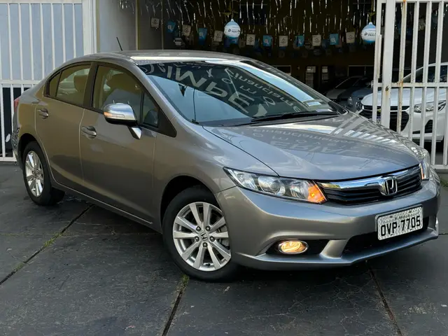Carro Honda Civic 2014 New  LXR 2.0 i-VTEC (Aut) (Flex)