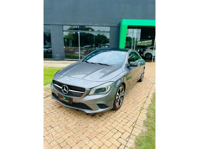 Carro Mercedes-Benz CLA 200 2015 1.6 Urban DCT