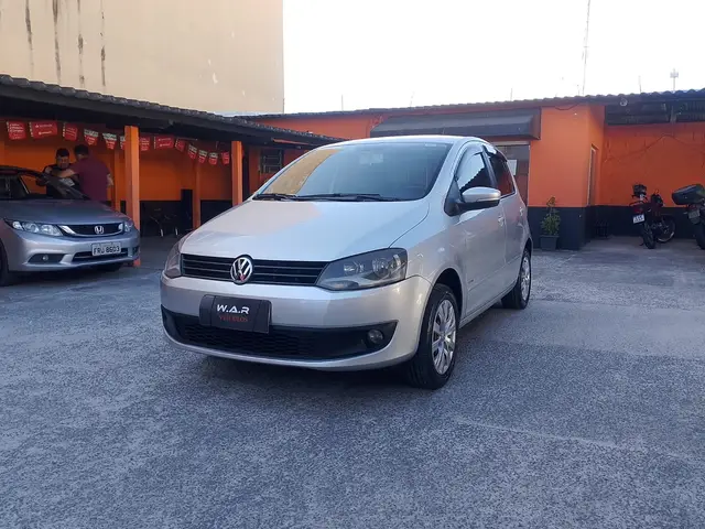 Carro Volkswagen Fox 2013 1.0 TEC (Flex) 2p