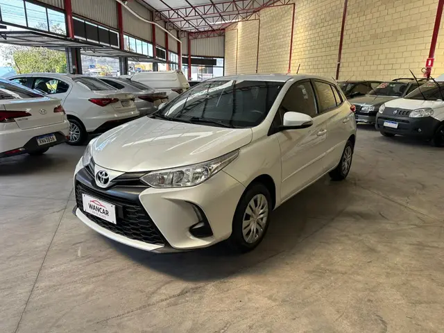 Carro Toyota Yaris 2023 XL 1.5 (Flex) (Aut)