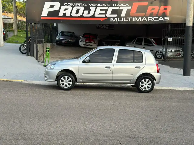 Carro Renault Clio 2016 Expression 1.0 16V (Flex)