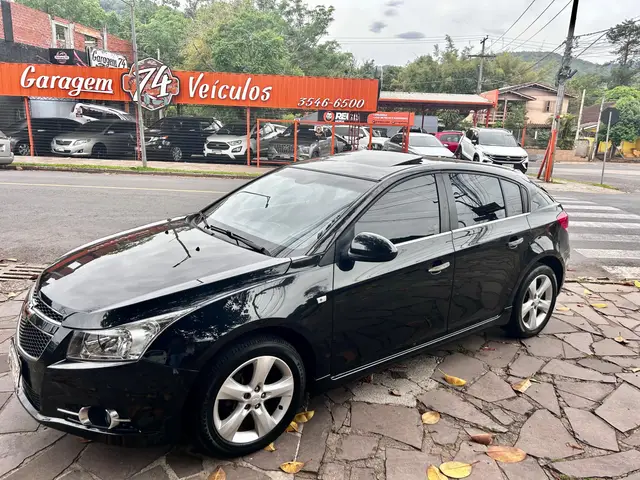 Carro Chevrolet Cruze 2014 HB Sport LTZ 1.8 16V FlexP. 5p Mec