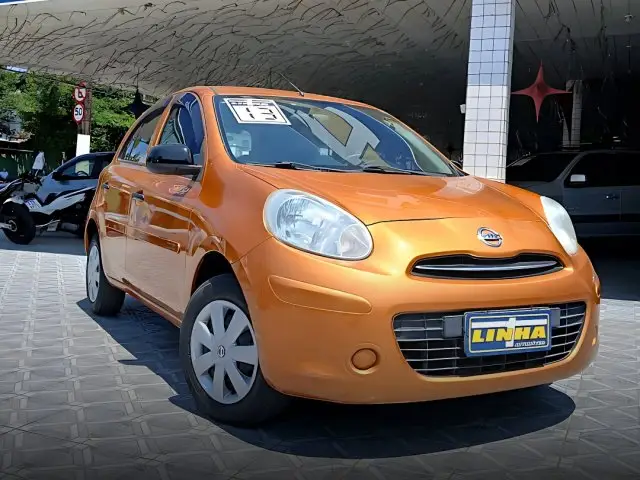 Carro Nissan March 2013 1.0 16V (Flex)