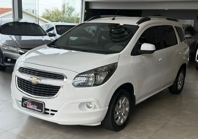 Carro Chevrolet Spin 2016 LTZ 7S 1.8 (Flex) (Aut)