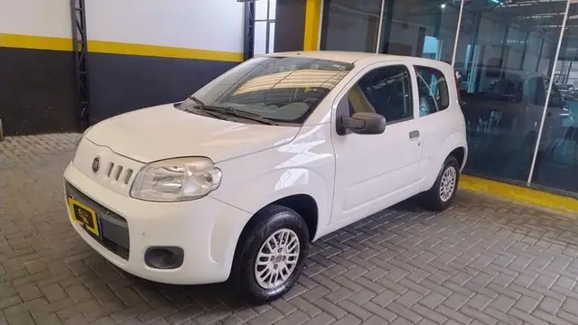 Carro Fiat Uno 2014 Vivace 1.0 8V (Flex) 2p