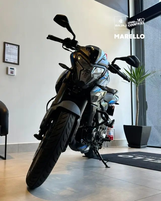 Moto Bajaj Dominar 200 2026 NS200