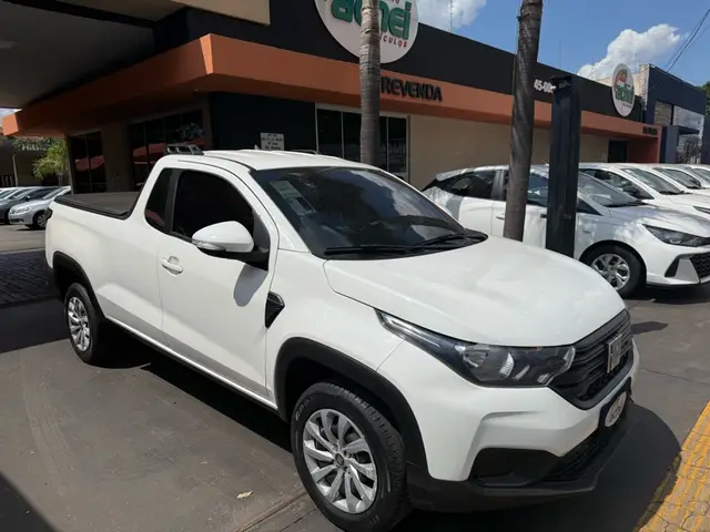 Carro Fiat Strada 2025 Endurance 1.3 Flex 8V CS