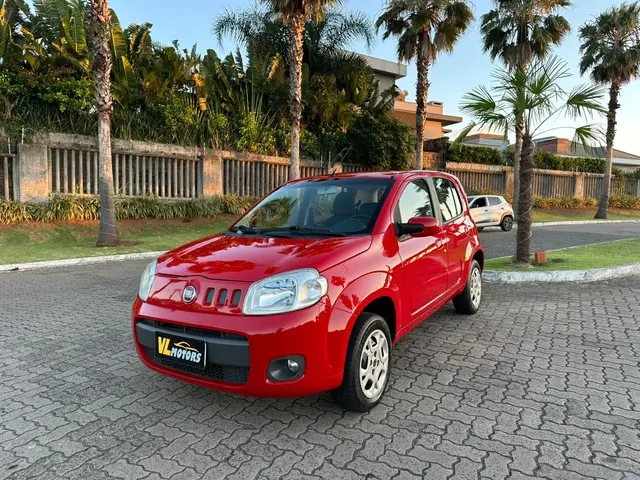 Carro Fiat Uno 2012 Vivace 1.0 8V (Flex) 4p