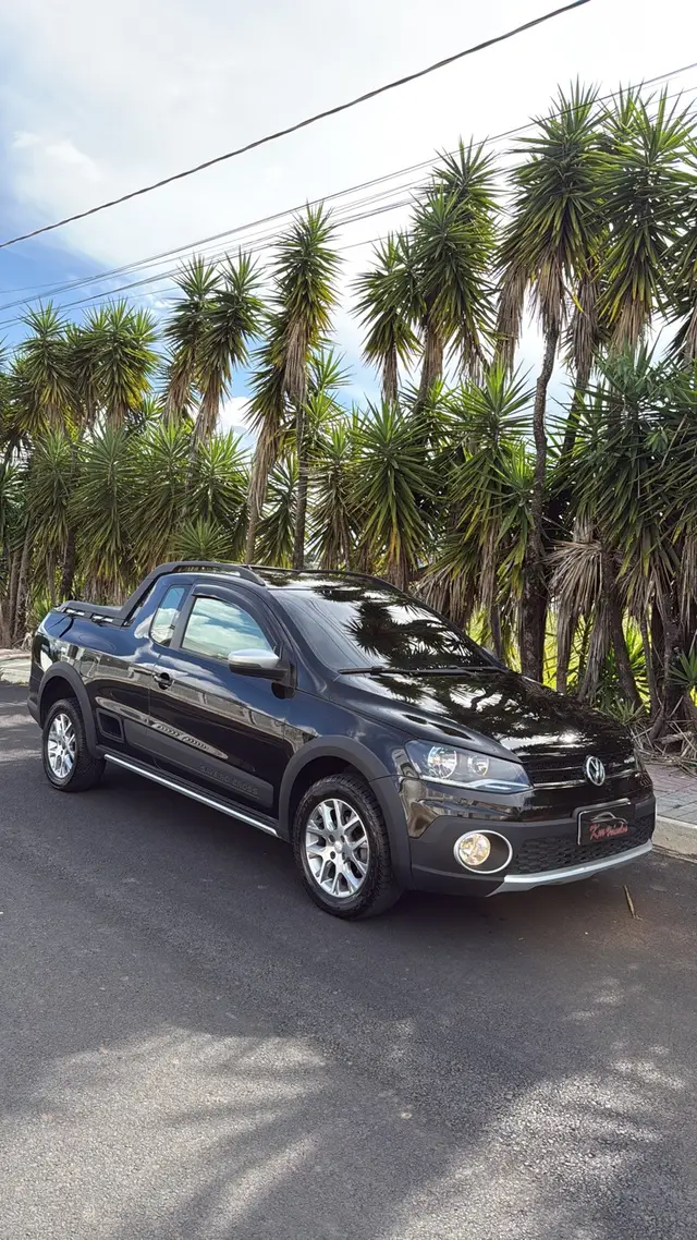 Carro Volkswagen Saveiro 2014 Cross 1.6 (Flex) (cab. estendida)