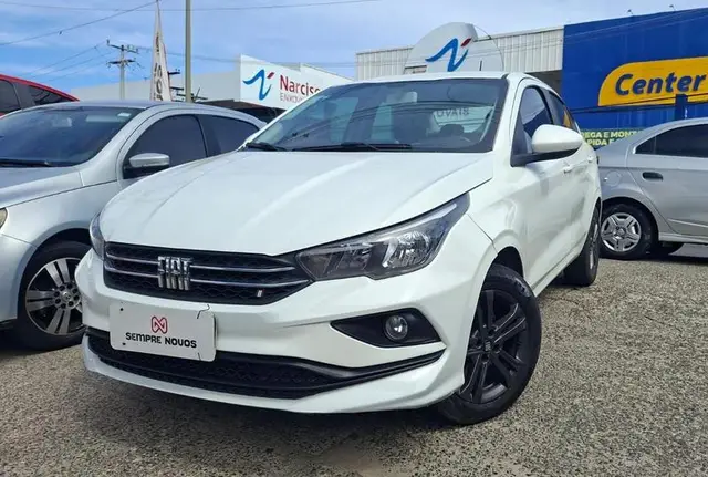 Carro Fiat Cronos 2023 Drive 1.3 (Flex) AT