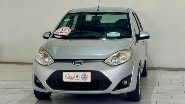 Carro Ford New Fiesta Sedan 2011 SE 1.6 (Flex)
