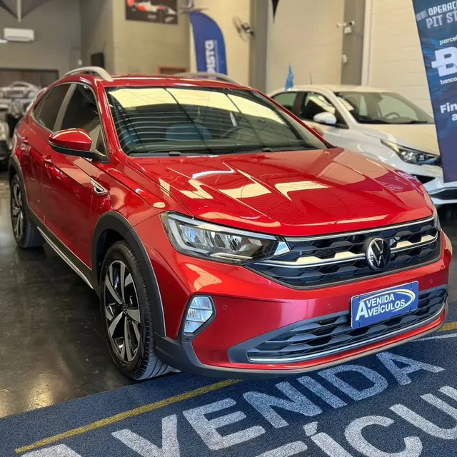 Carro Volkswagen Nivus 2023 Highline 200 TSI