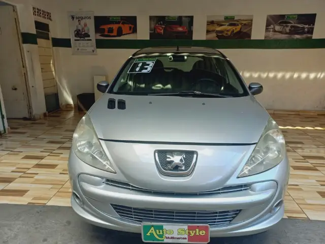 Carro Peugeot 207 2013 Hatch XR Sport 1.4 8V (flex)