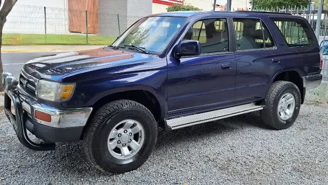 Carro Toyota Hilux SW4 1997 4x4 3.0 Turbo
