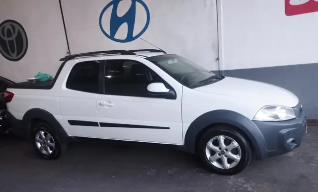 Carro Fiat Strada 2014 Working 1.4 (Flex) (Cabine Dupla)