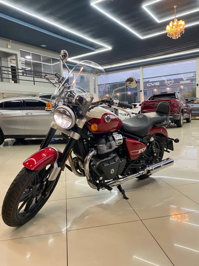 Moto Royal Enfield Super Meteor 2025 Astral