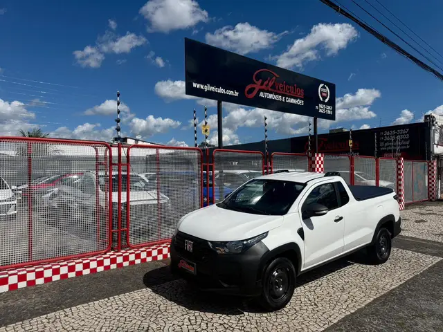 Carro Fiat Strada 2024 Endurance 1.3 Flex 8V CS