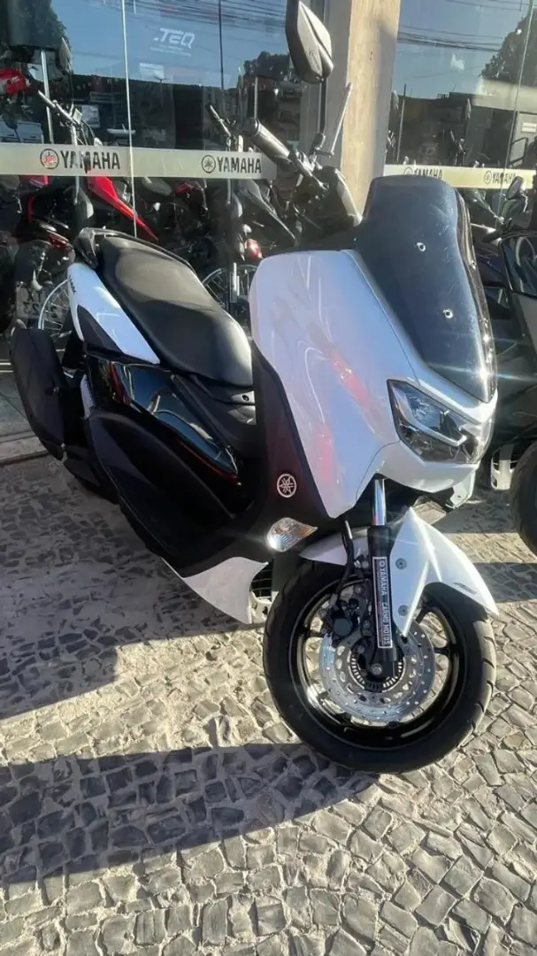 Moto Yamaha NMax 2022 160 ABS