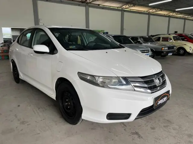 Carro Honda City 2013 LX 1.5 16V (flex)