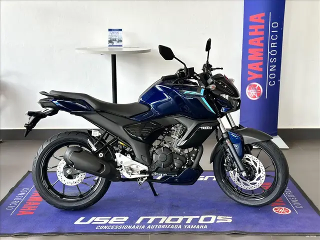 Moto Yamaha Fazer FZ15 2026 Connected