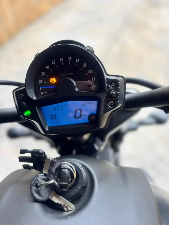 Moto Kawasaki Vulcan 2025 S 650