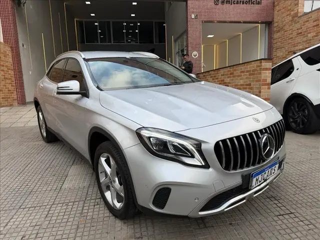 Carro Mercedes-Benz GLA 200 2019 GLA 200 1.6 Advance