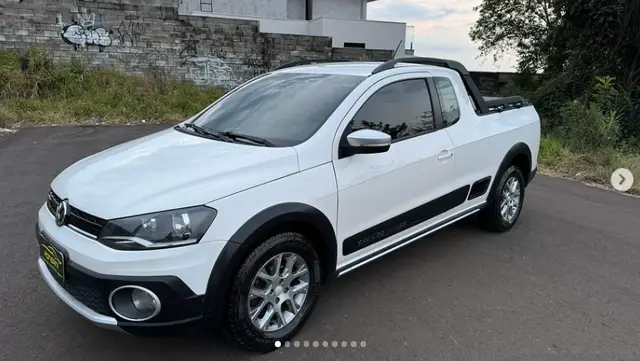 Carro Volkswagen Saveiro 2014 Cross 1.6 (Flex) (cab. estendida)