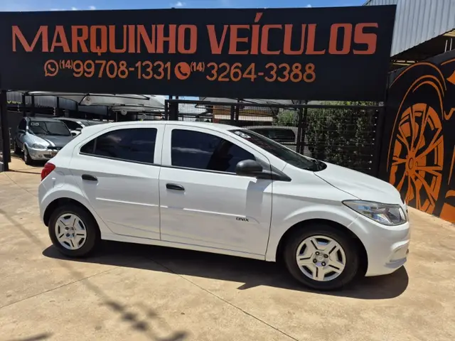 Carro Chevrolet Onix 2018 1.0 Joy SPE/4