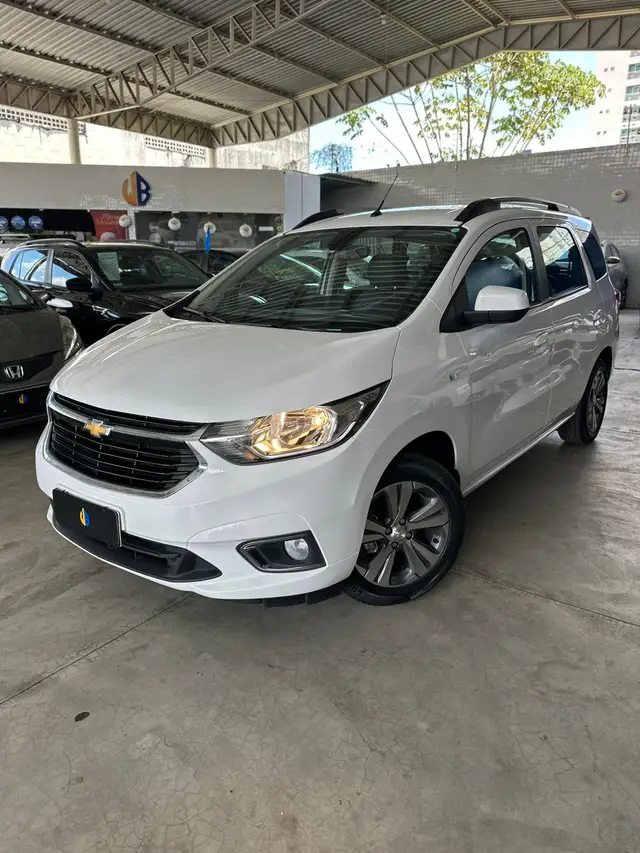 Carro Chevrolet Spin 2024 Premier 1.8 (Aut.)