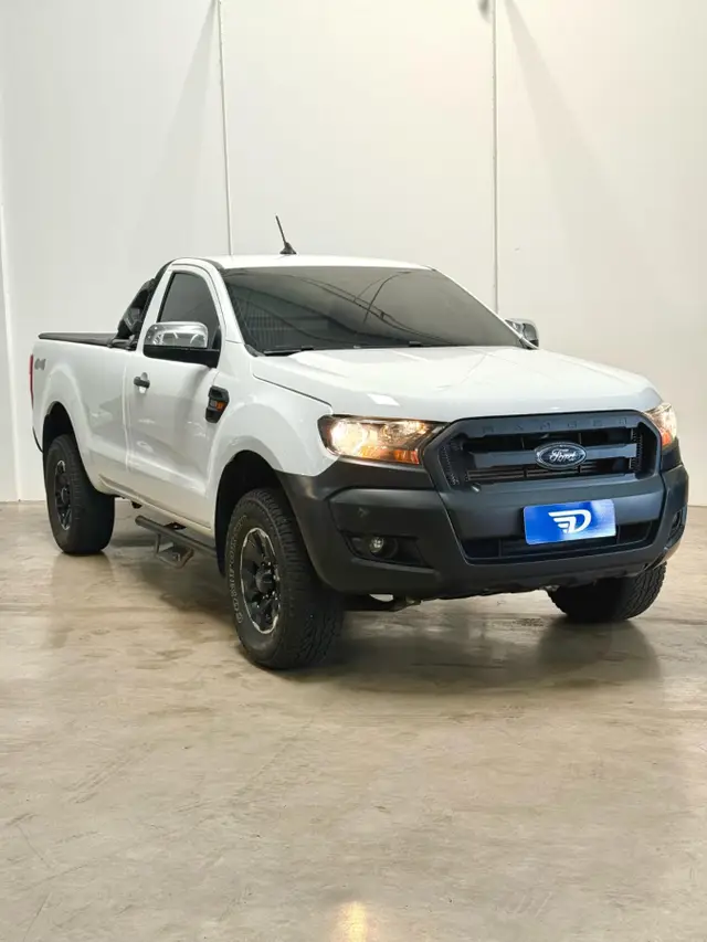 Carro Ford Ranger Cabine Dupla 2023 XL 2.2 Turbodiesel 4x4