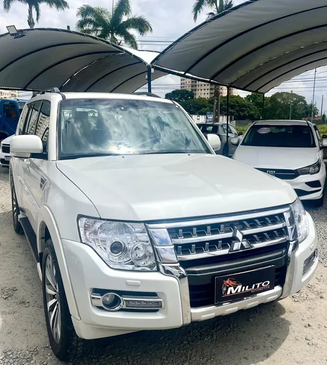 Carro Mitsubishi Pajero 2017 3.2 DI-D HPE 4WD (Aut)