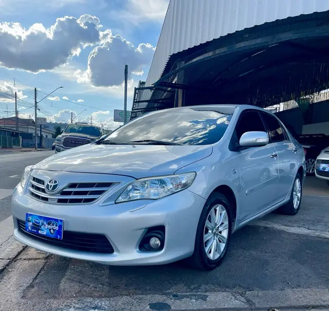 Carro Toyota Corolla 2013 2.0 Altis Multi-Drive S (Flex)
