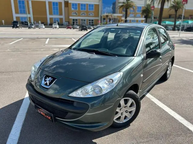 Carro Peugeot 207 2010 Hatch XR 1.4 8V (flex) 4p