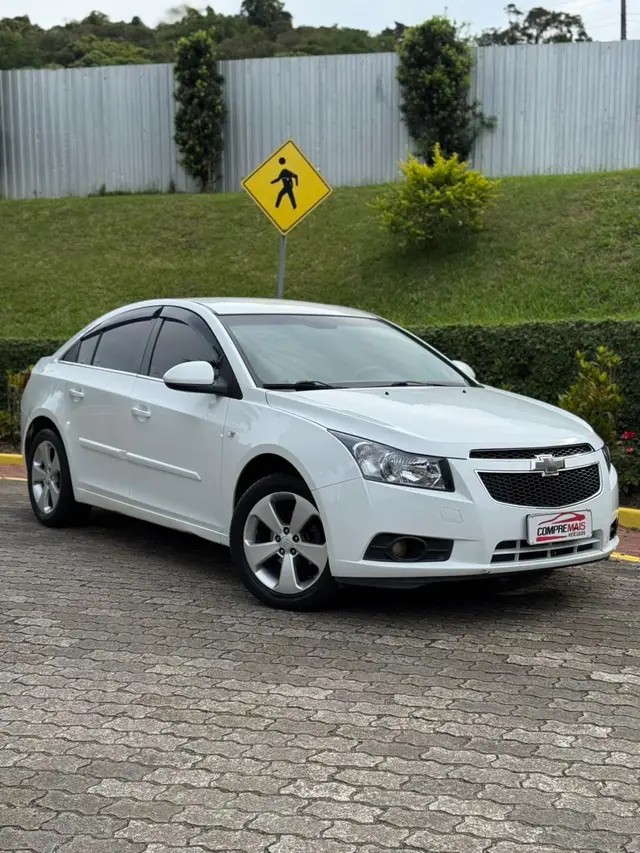 Carro Chevrolet Cruze 2013 LT 1.8 16V Ecotec (Aut)(Flex)