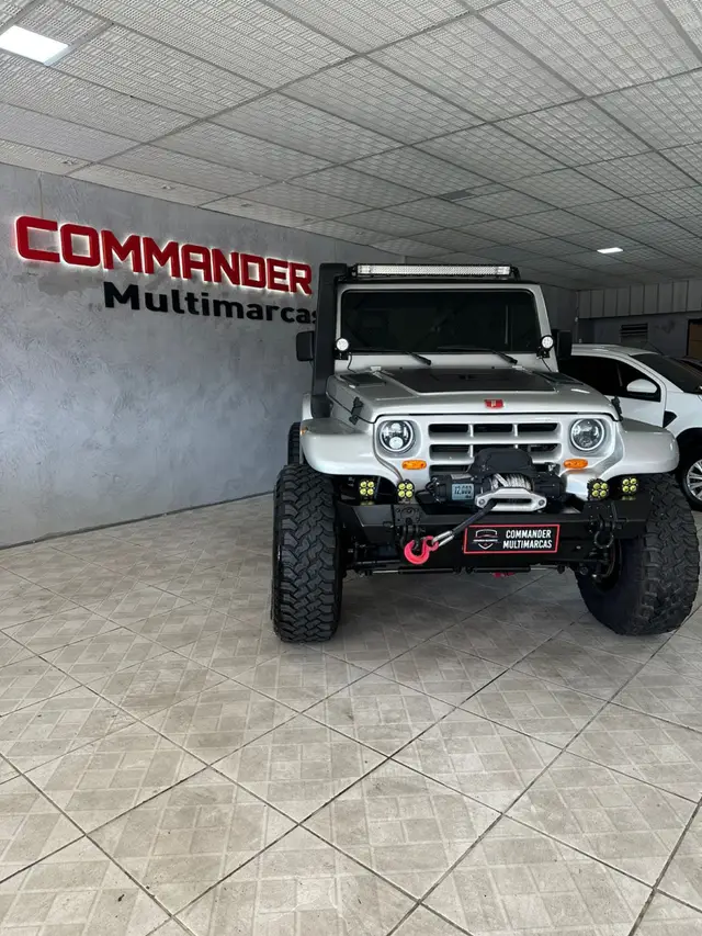 Carro Troller T4 2005 4x4 2.8 Turbo (teto lona)