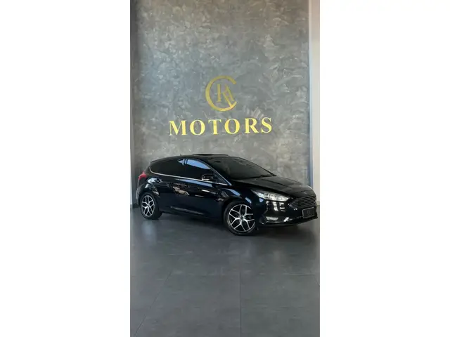 Carro Ford Focus Hatch 2018 Titanium 2.0 PowerShift