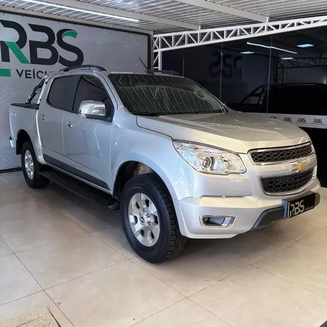 Carro Chevrolet S10 Cabine Dupla 2015 S10 2.8 CTDI LTZ 4WD (Cabine Dupla) (Aut)