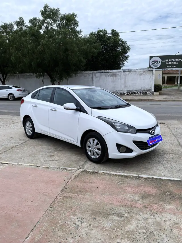 Carro Hyundai HB20S 2019 1.0 Comfort Plus (Flex)