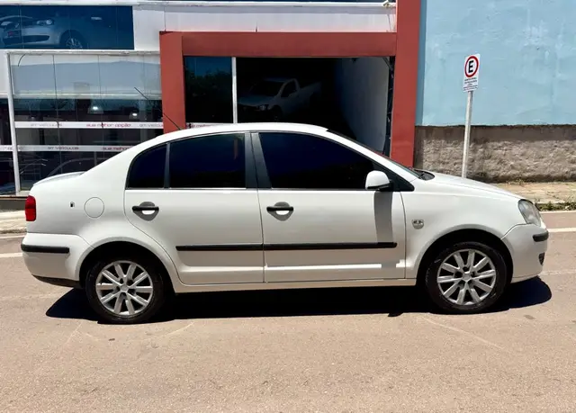 Carro Volkswagen Polo Sedan 2008 1.6 8V (Flex)