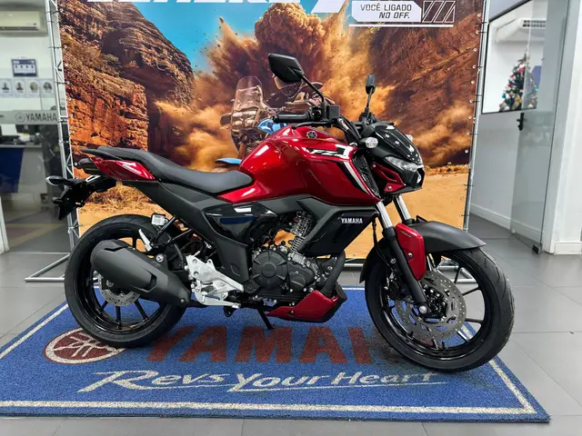 Moto Yamaha Fazer FZ15 2026 Connected