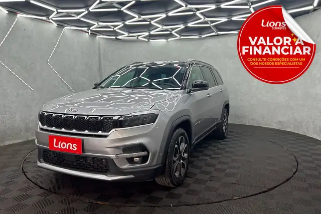 Carro Jeep Commander 2023 Limited 1.3 T270